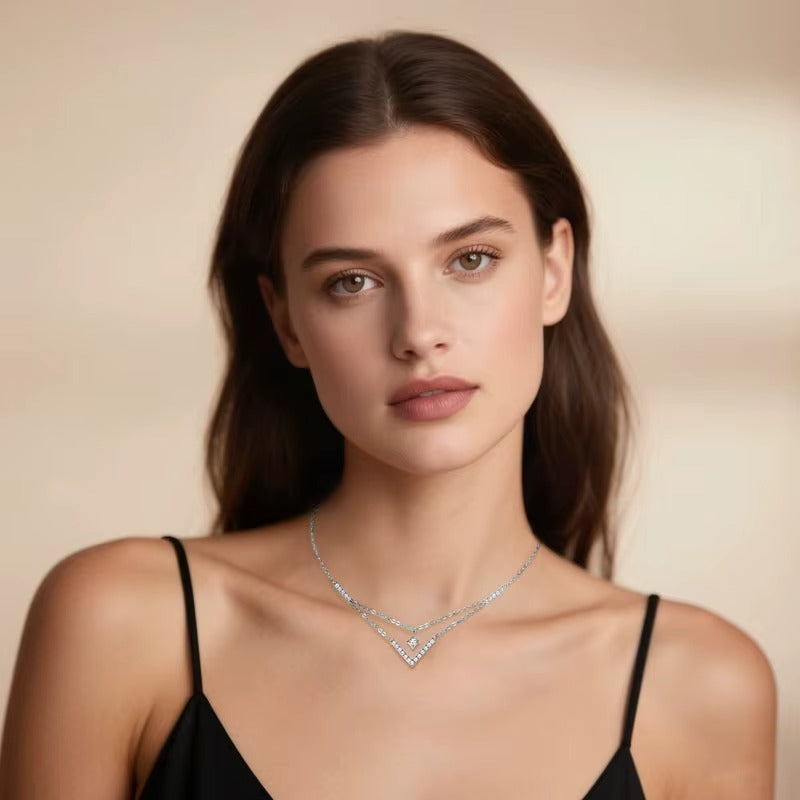 V- förmige Moissanite Kette